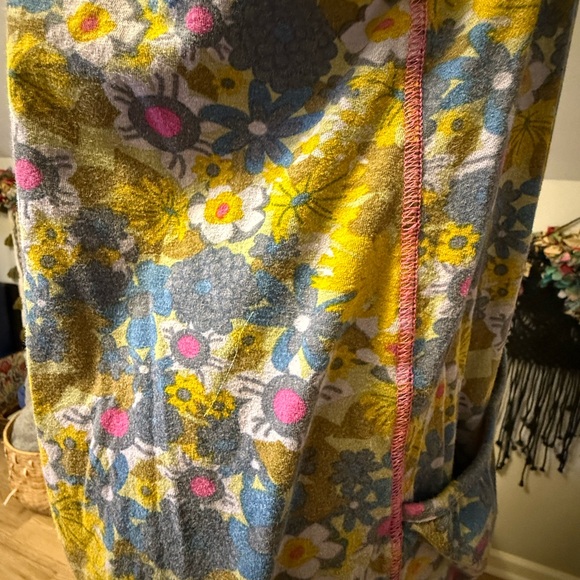 Natural Life Lucy Floral Top with Pink and Yellow Accents Medium - Picture 4 of 7